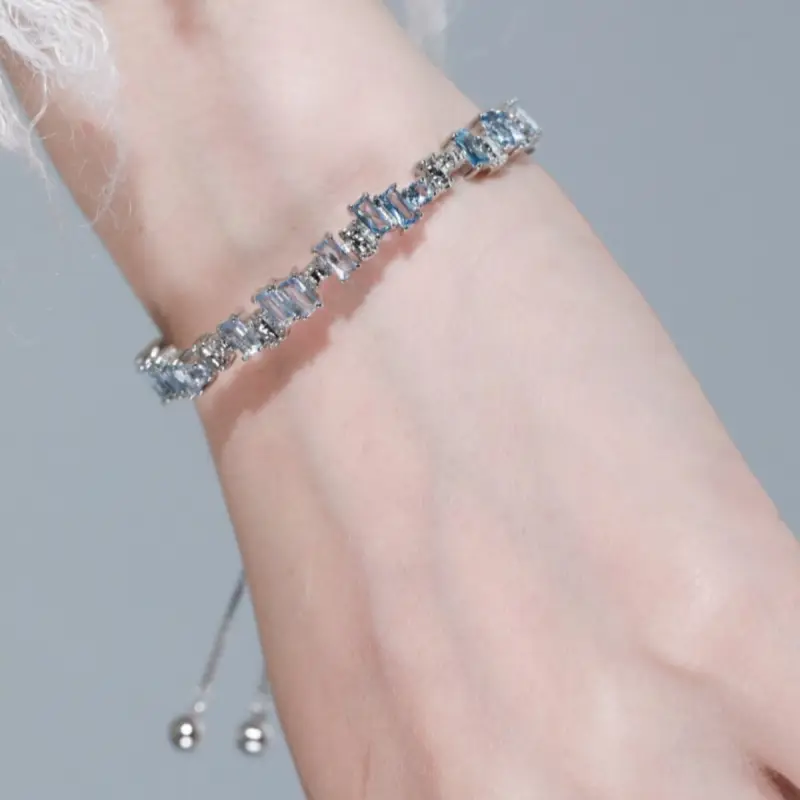 New Iceland Zircon Starry Bracelet Minimalist And Sophisticated