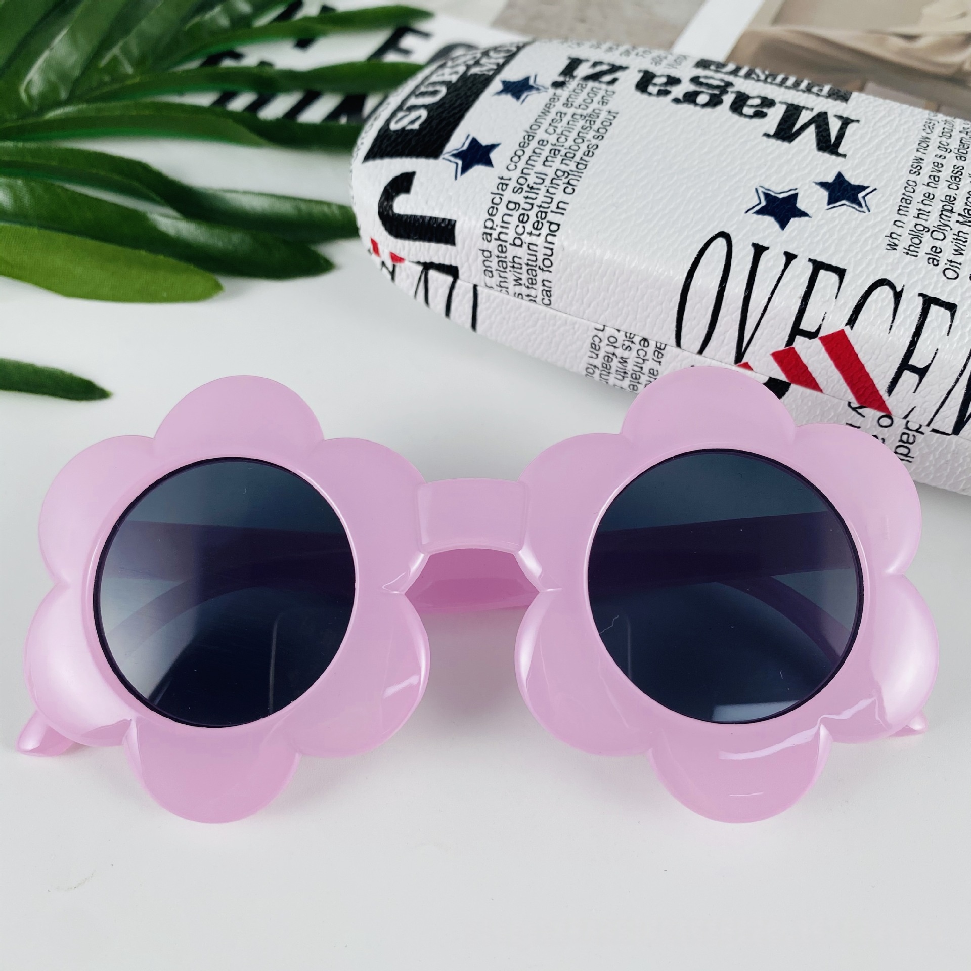 Kids Sunglasses Fashionable Flower-Decorated Baby Shades