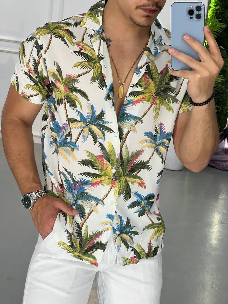 Hawaiian-style Printed Short-sleeve Shirt 12