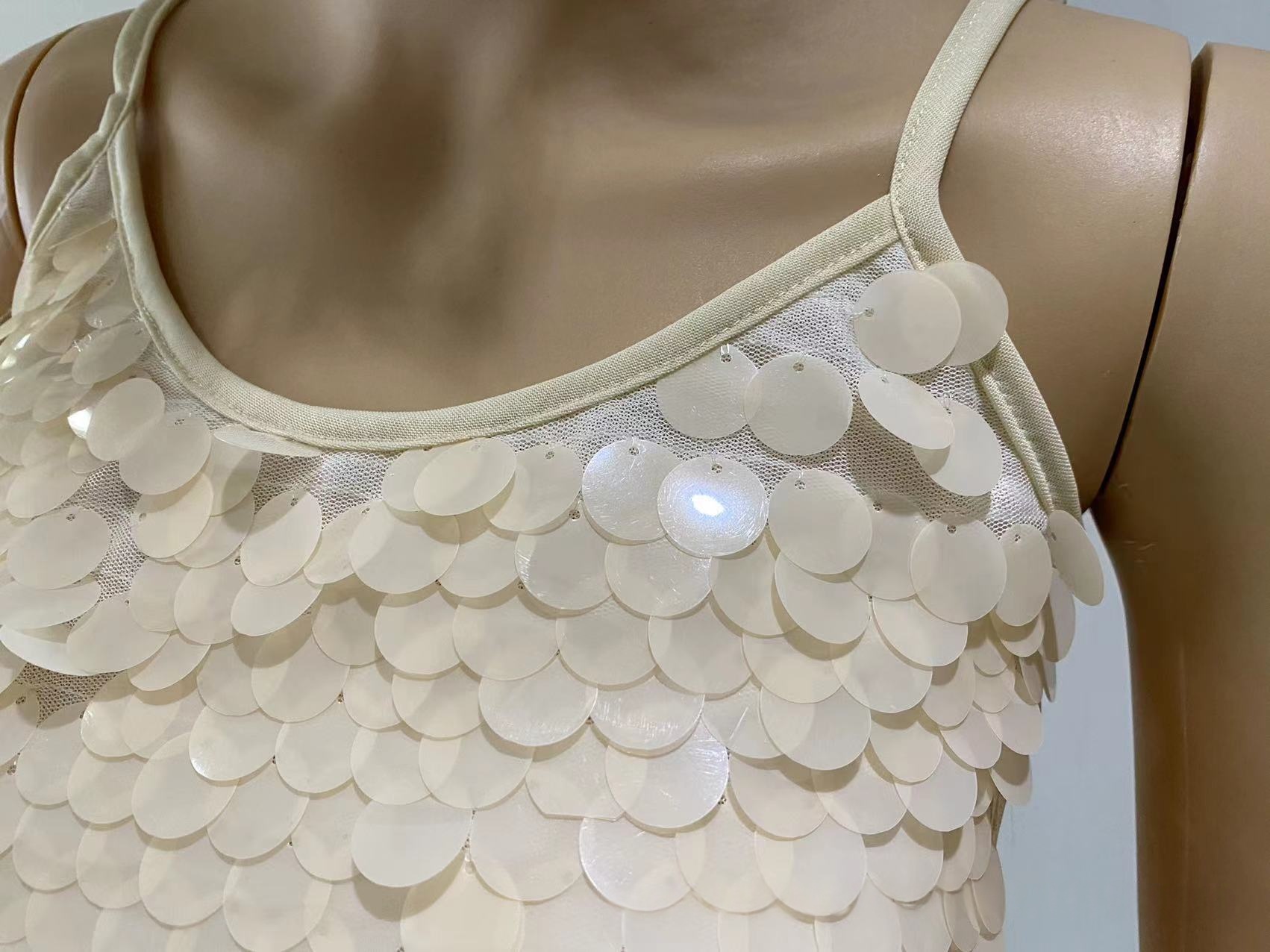 Fish-scale Sequins Sexy Casual Loose-fit Camisole 4
