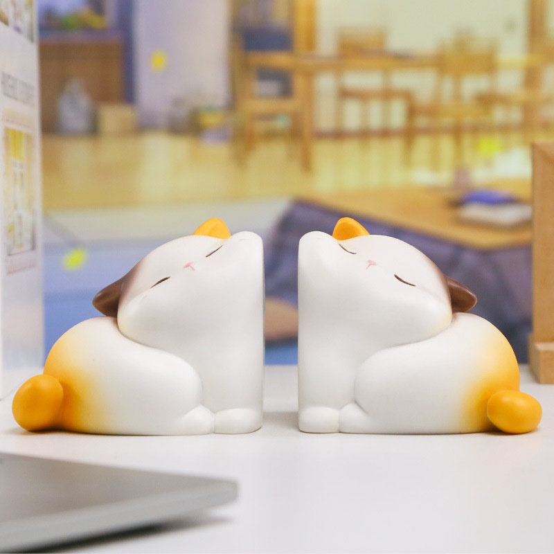 Cute Cat Bookend Ornament Healing Book Stand
