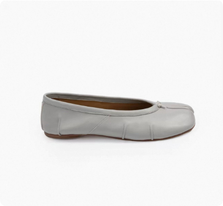 Sheepskin Split-Toe Flats, picture 7 of 9