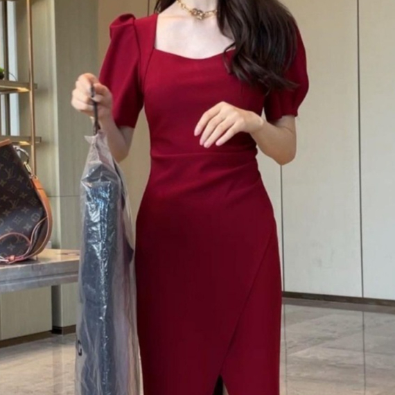 Womens Mid-Length Slit Dress With Puffed Sleeves