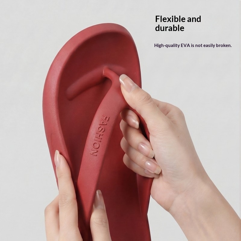 Breathable Flip-flops Suitable For Outdoor Wear In Summer