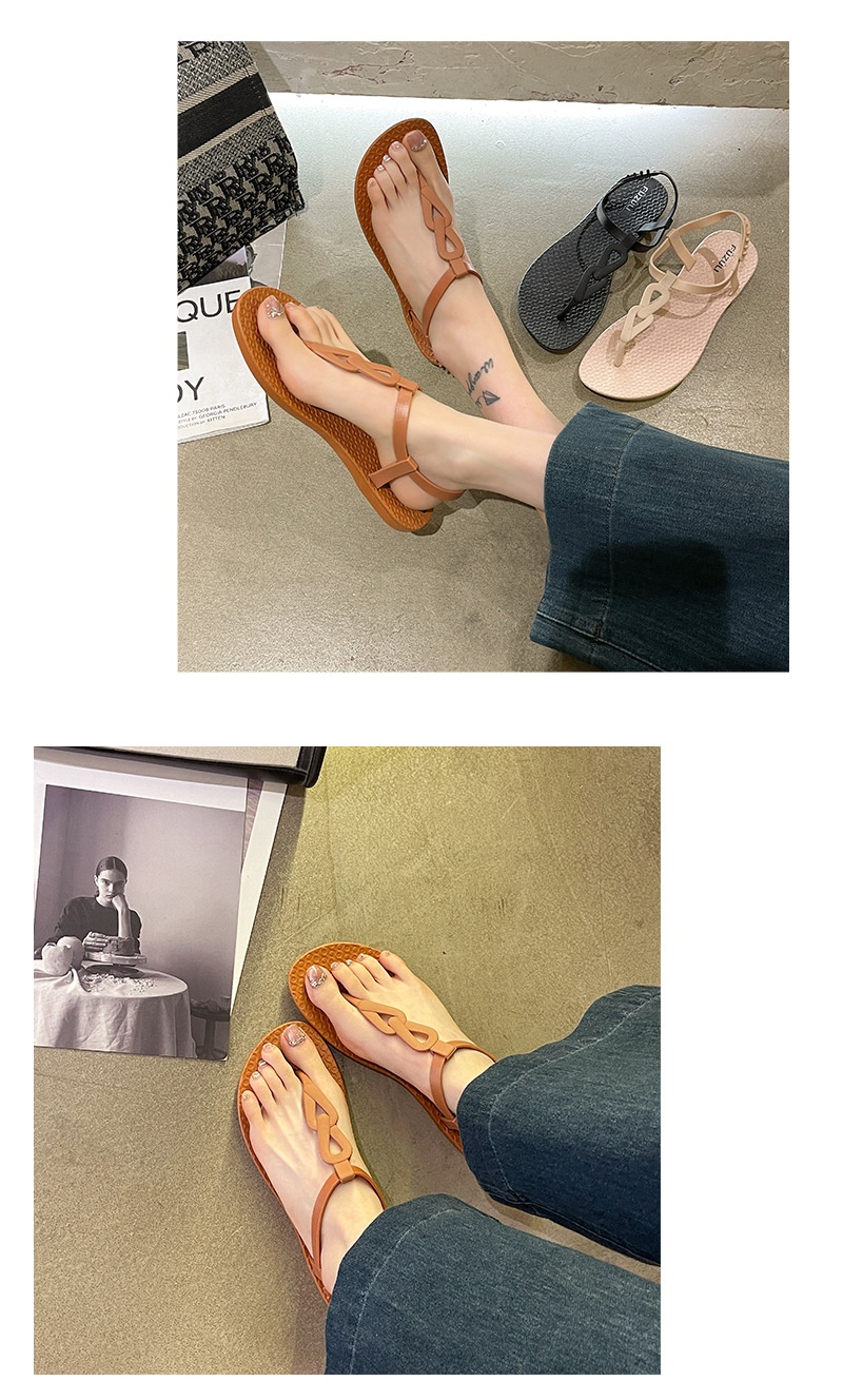 Women's flat sandals lifestyle styling view 8