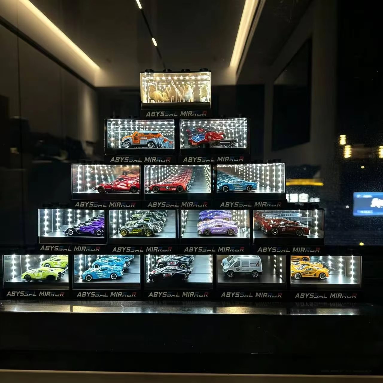 Car Model Hand-controlled Display And Storage Box 4