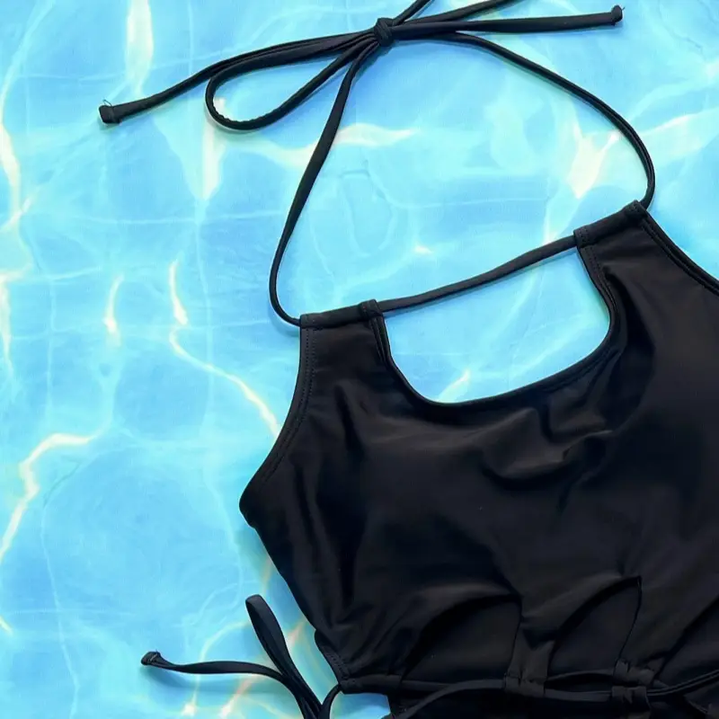 I Solid-color Hollow-out Strap One-piece Swimsuit