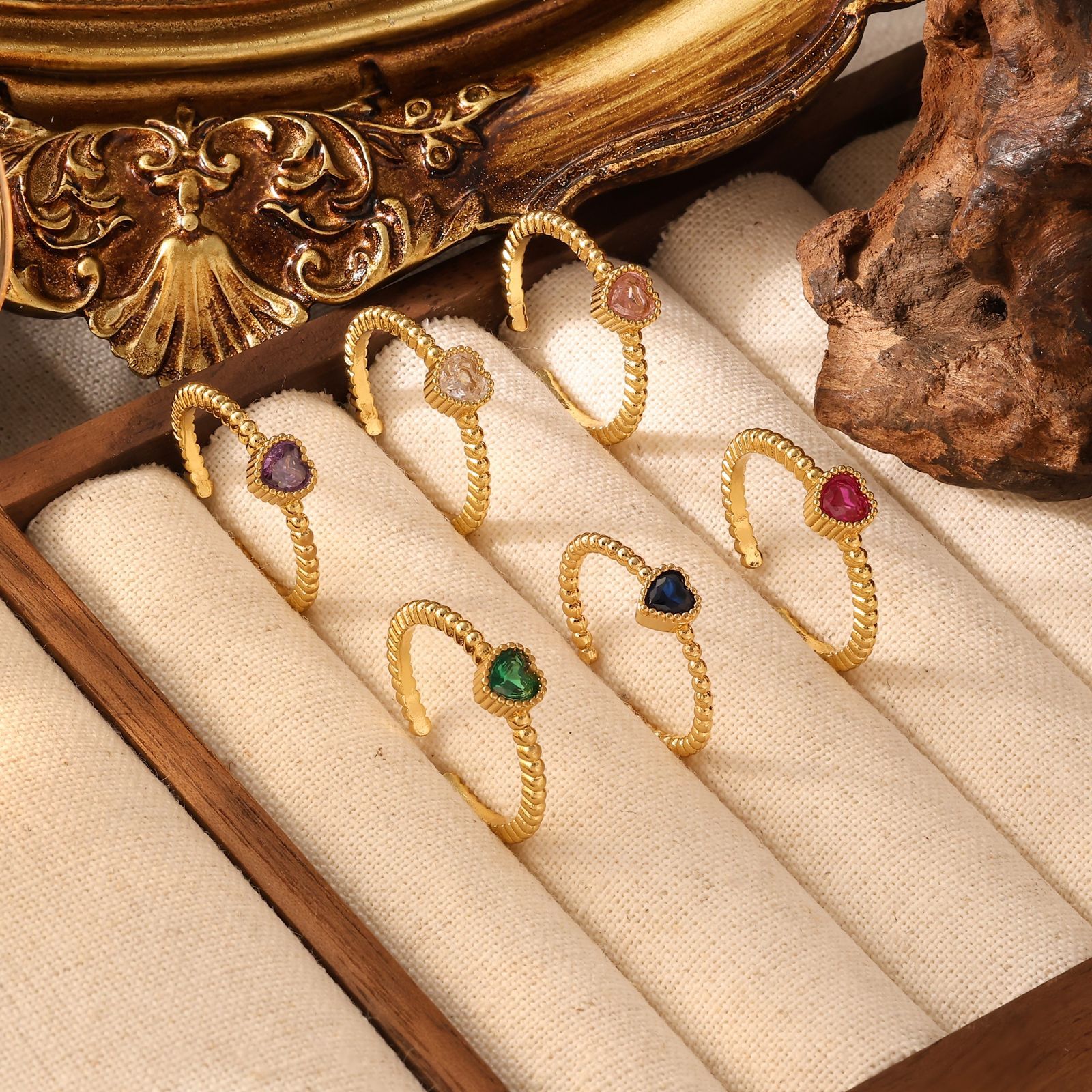 Minimalist And Elegant Micro-paved Colorful Heart Ring