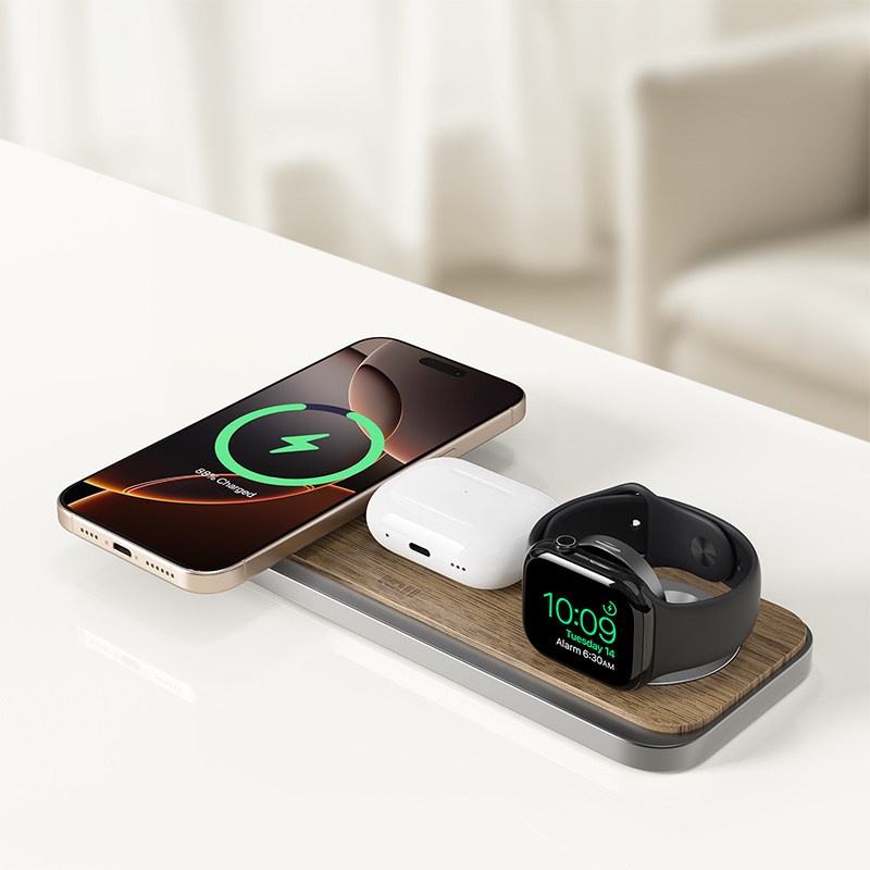 Metal Magnetic Attraction Multifunctional Portable Fast Charging