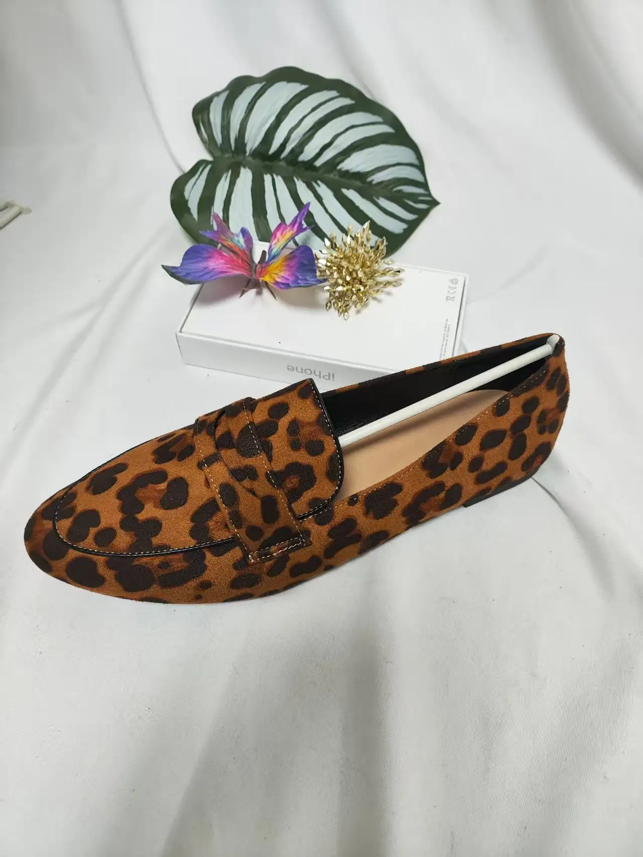 Womens Large-size Round-toe Flat Leopard-print Pumps