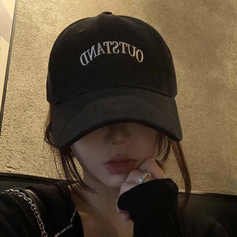 Oversized Deep-crown Hat That Makes Your Face Look Smaller