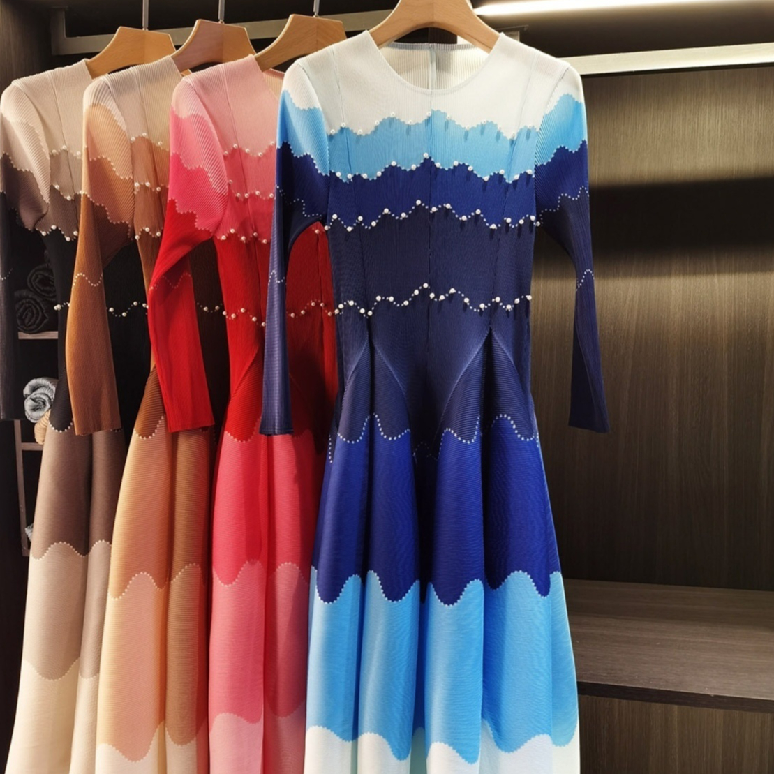 Fashionable Round-neck Loose-fit Color-block Printed Dress For Women