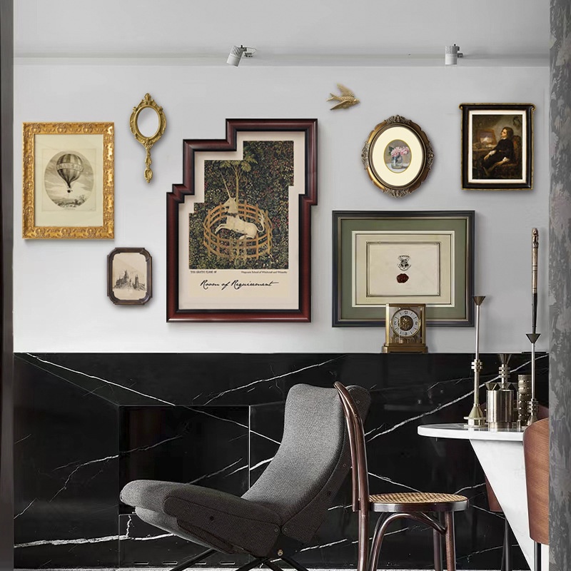 Light-luxury Vintage Ensemble Creative Living Room Wall Art French-style Sofa Art Hanging Painting