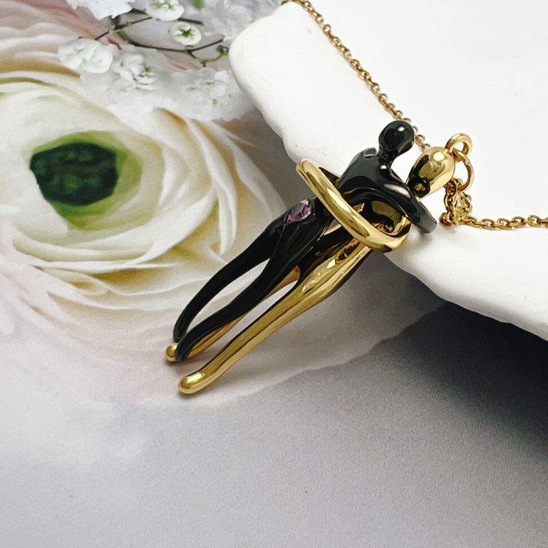 Double Embrace Couple Necklace Pendant For Men And Women