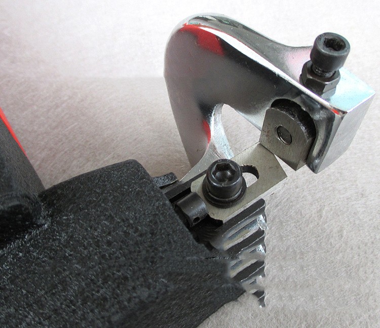 Cordless Electric Scissors - Precision Cutting Tool
