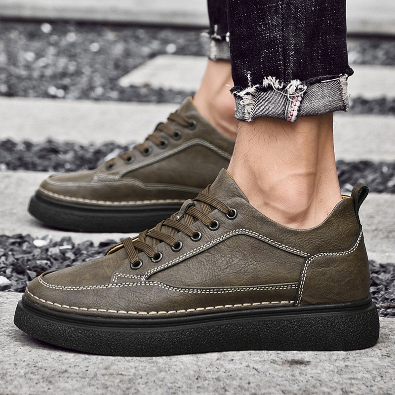 Autumn Mens Shoes With A Hidden Heel Lift