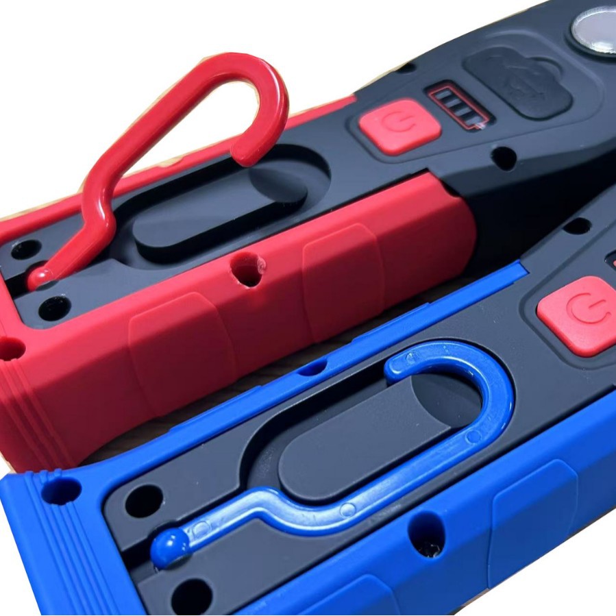 High-brightness Flashlight With Charging Capability