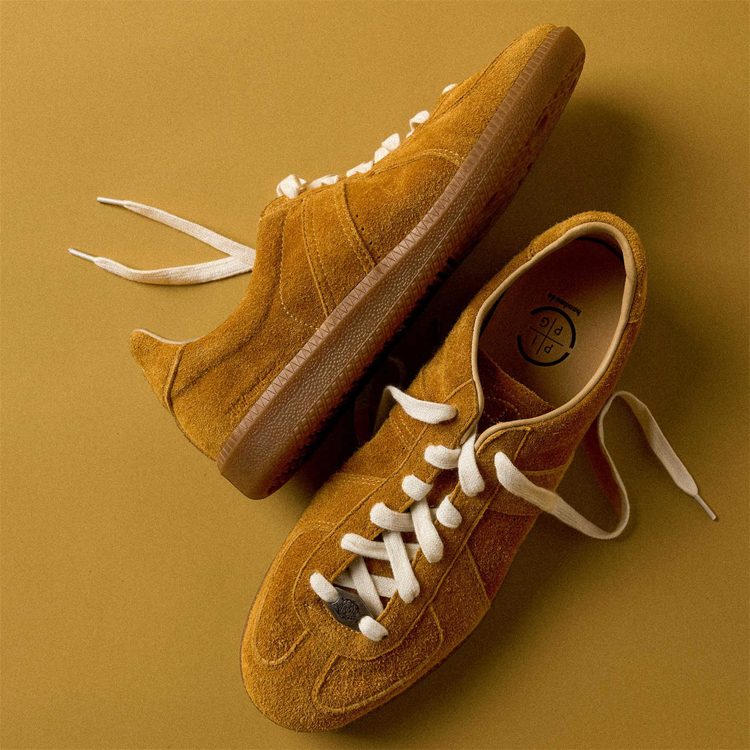 Retro Cattle Suede Shoes For Men And Women