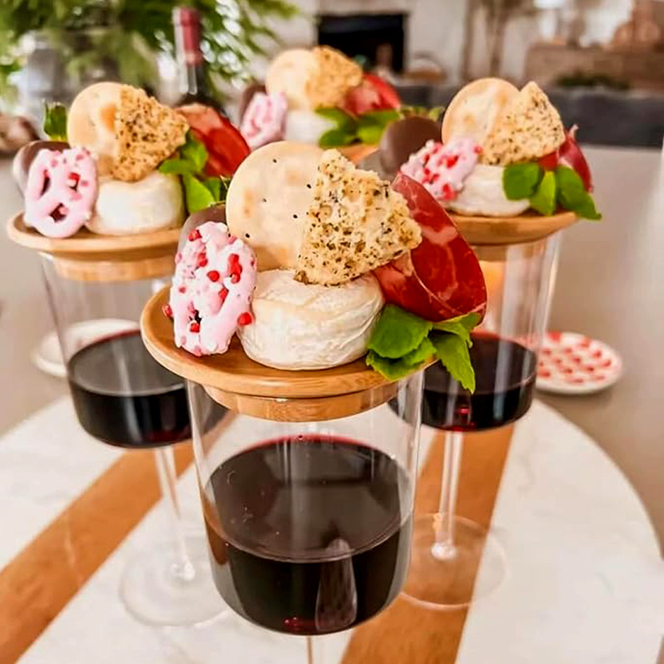 Red Wine Glass & Deli Platter Bamboo Mat