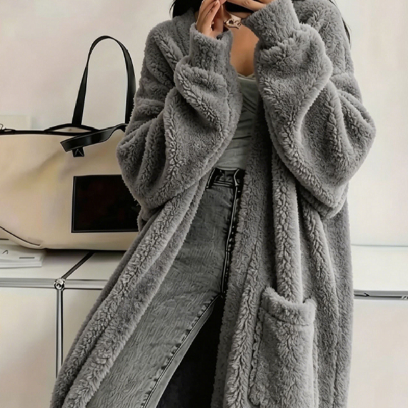 Loose and versatile base long-sleeved shirt