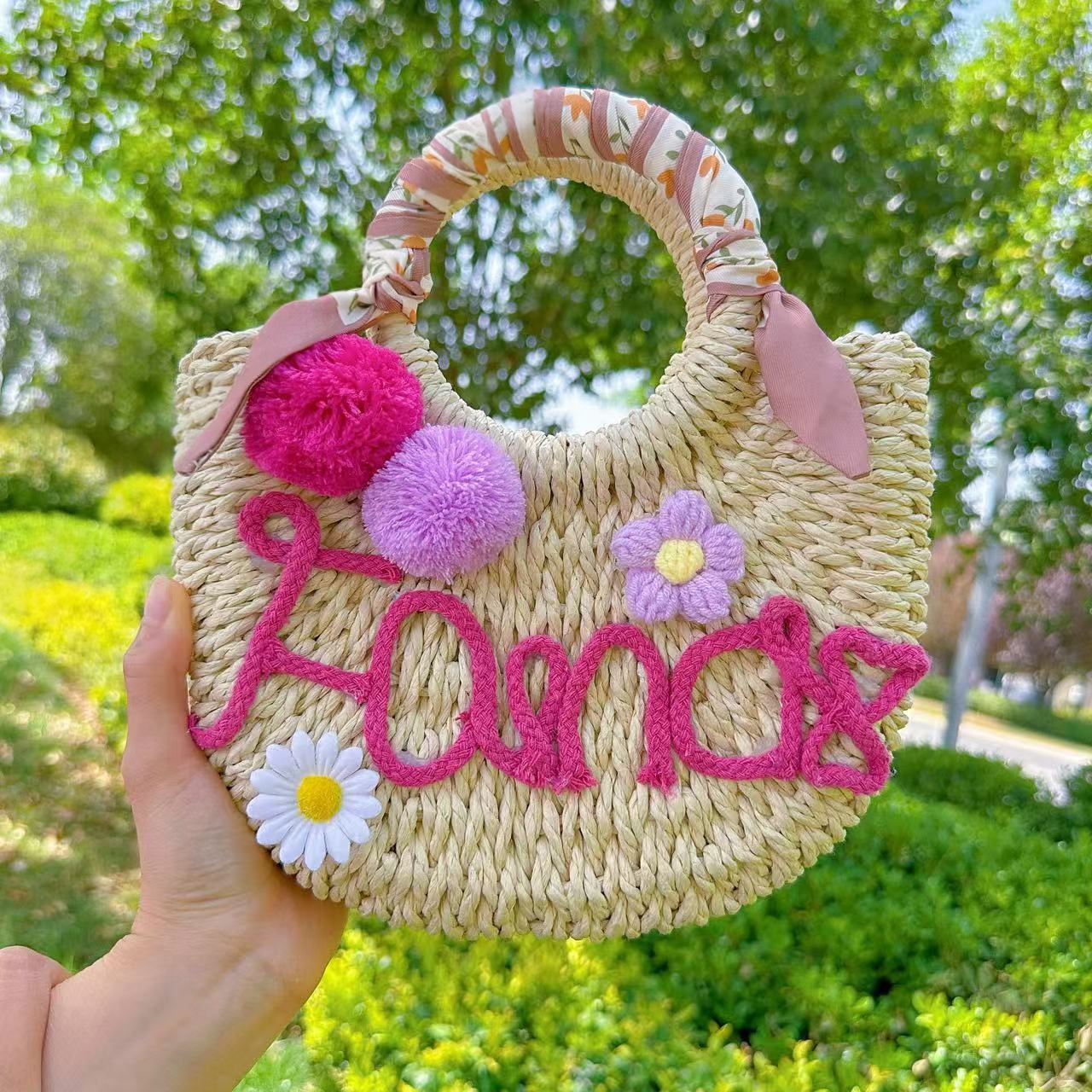 Mothers Day DIY Straw Bag Kit With Felt Letter Poms 6