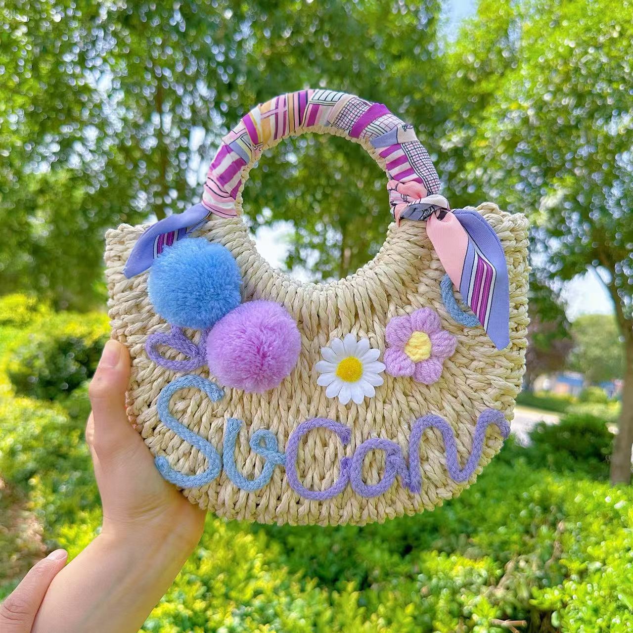 Mothers Day DIY Straw Bag Kit With Felt Letter Poms 2