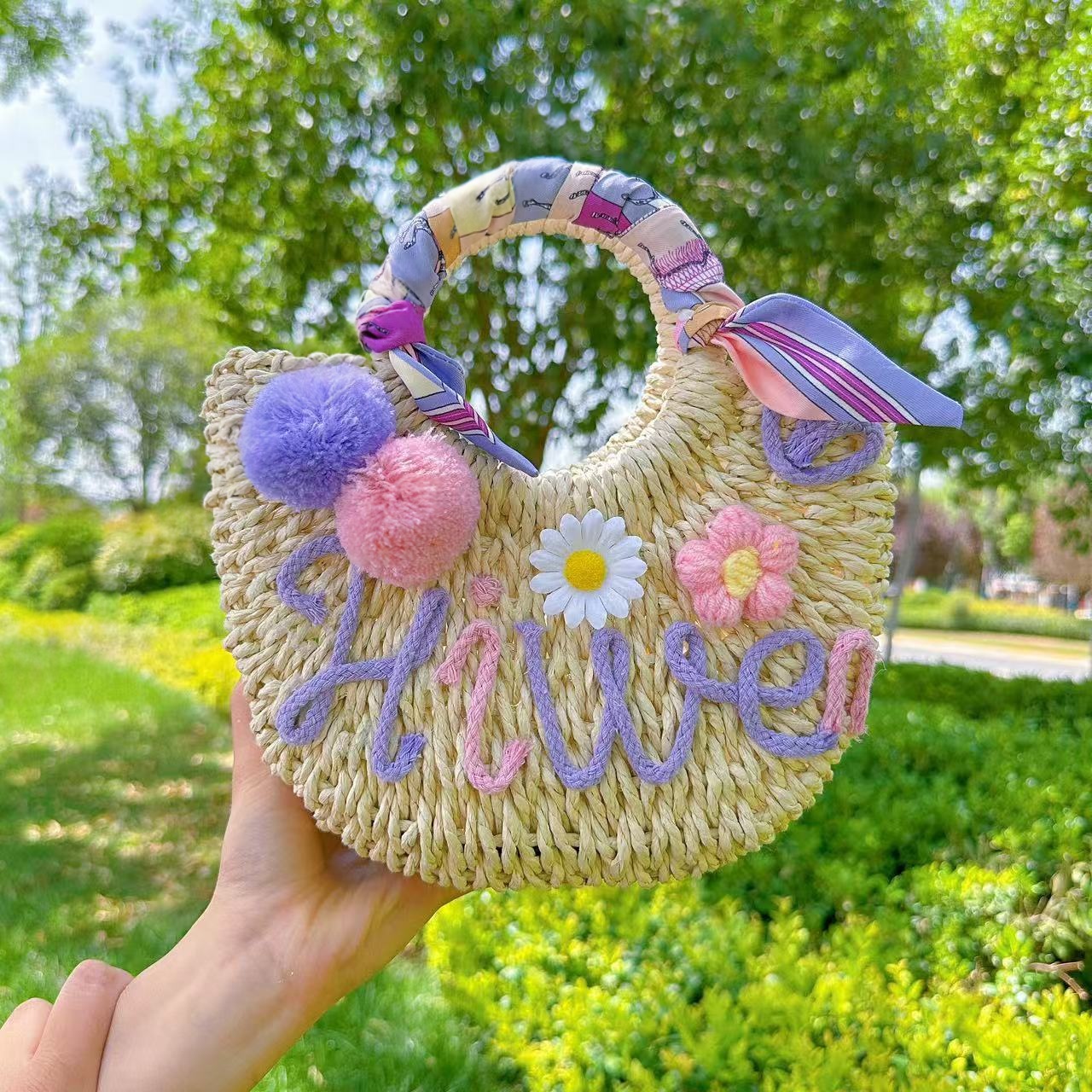 Mothers Day DIY Straw Bag Kit With Felt Letter Poms 3