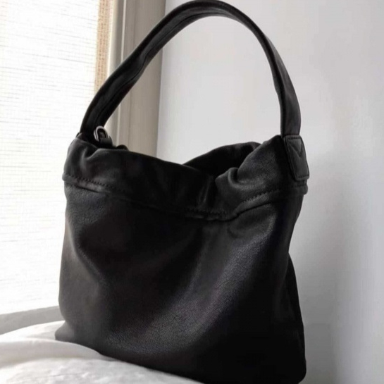Cloud-patterned Vegetable-tanned Leather Casual Crossbody Bag
