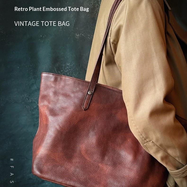 High-Capacity Commuter Tote With Multiple Compartments