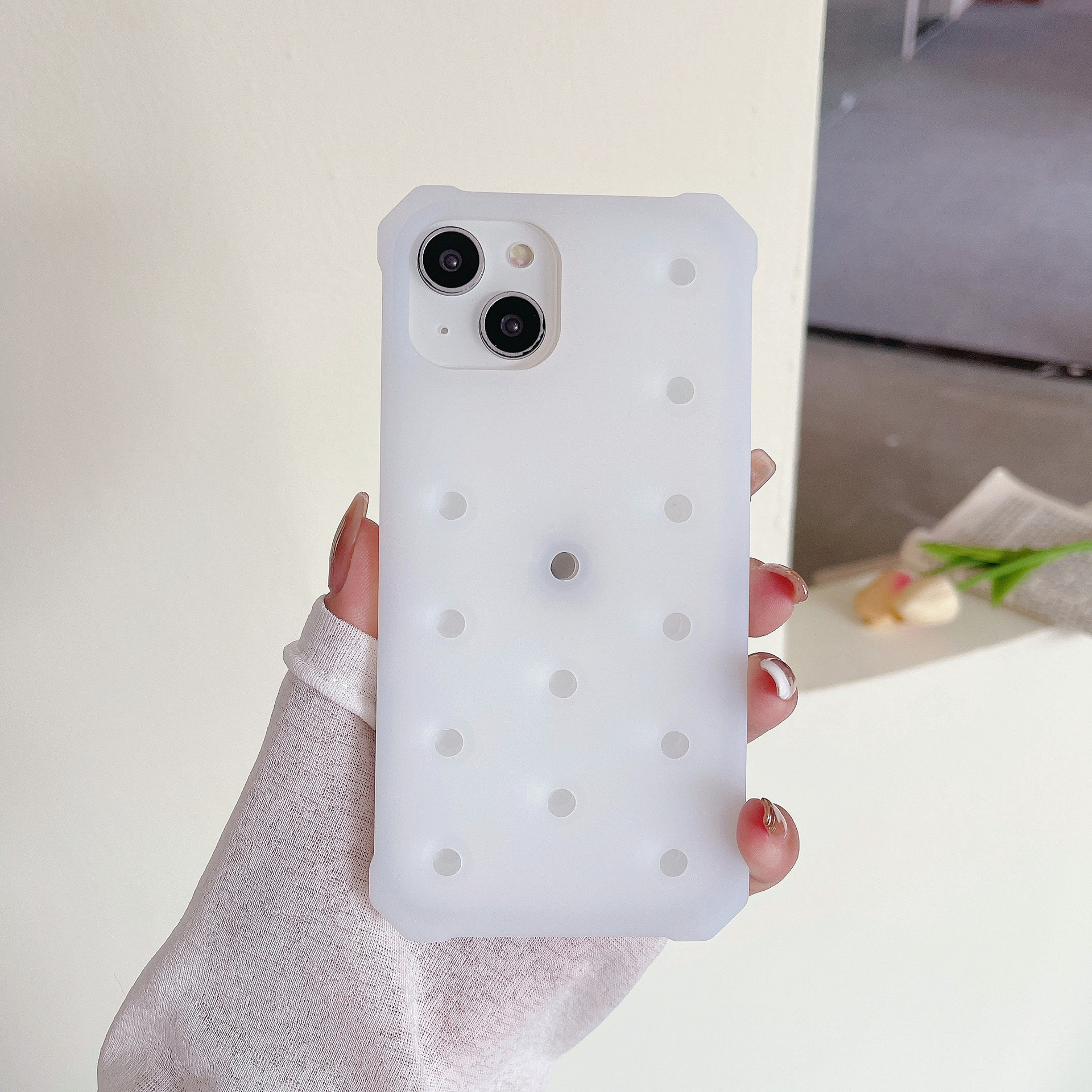 Silicone Case With Holes, Compatible With The 14 Pro Max, Silicone Material 3