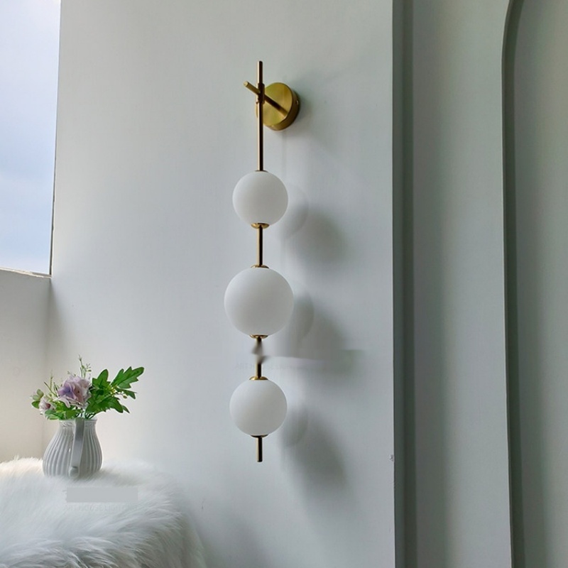 French Bedside Wall Lamp - Pearl Lamp