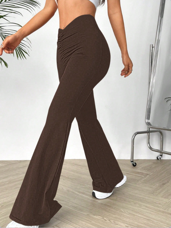V-waist bootcut trousers – supplier lifestyle photo 21