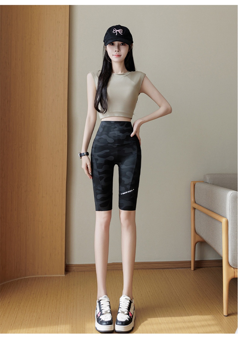 Camouflage shark yoga pants – supplier lifestyle photo 12