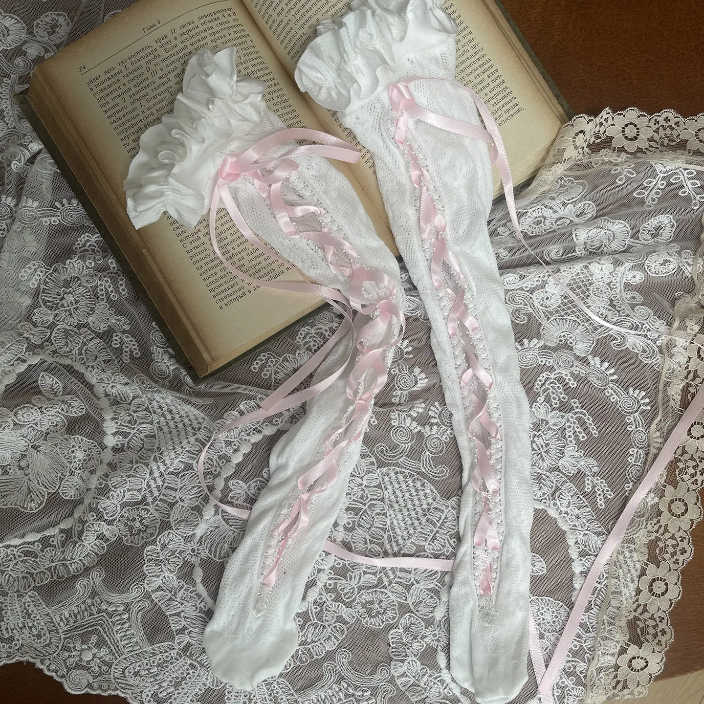 New Arrival  Cream-colored Ballet-style Lace Garters