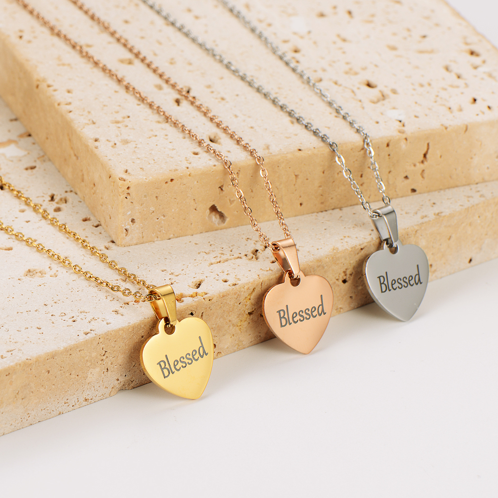 Simplified Stainless Steel Plated 18k Gold Heart Tag