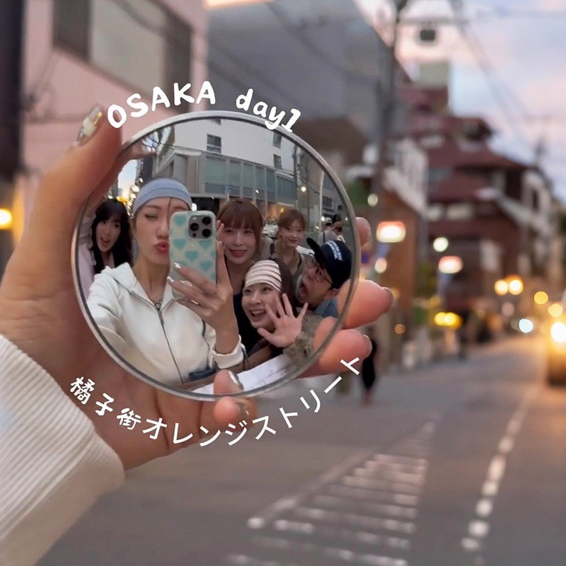 Travel Selfie Mirror For Taking Photos While Traveling 6
