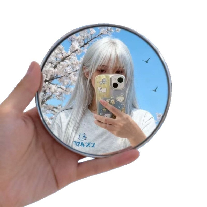 Travel Selfie Mirror For Taking Photos While Traveling 1