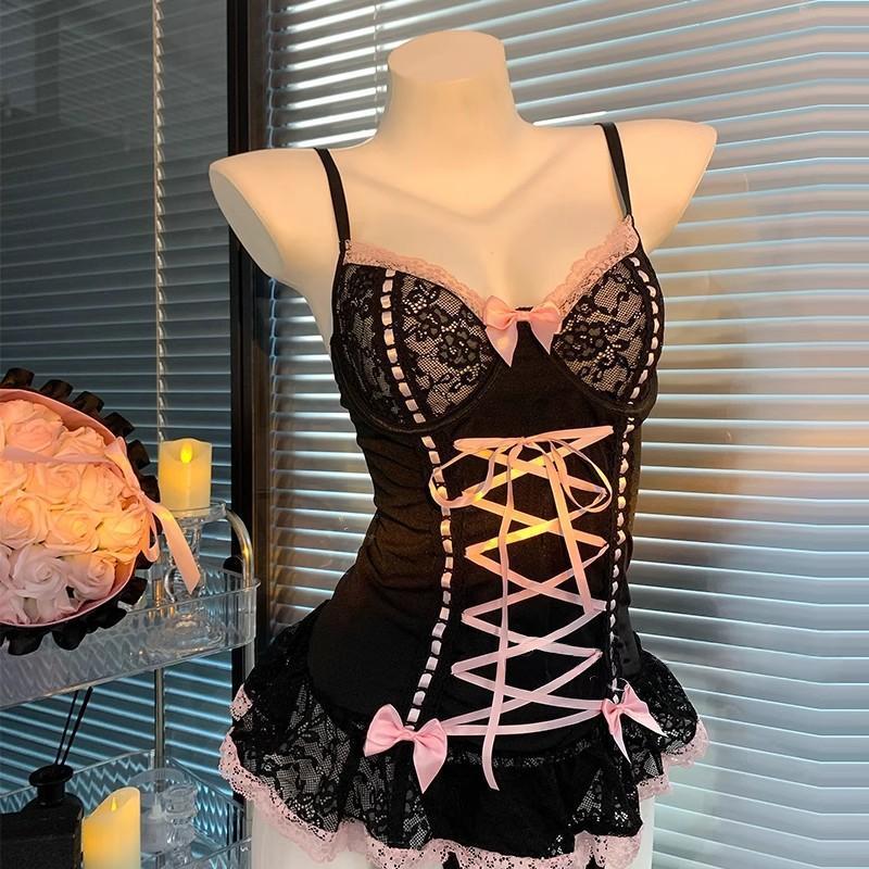 Sweet And Alluring Lace Butterfly-Strap Pajama Set