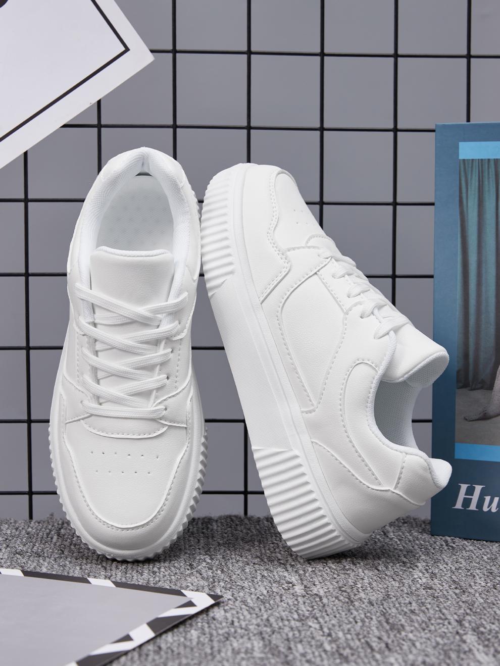 Solid-color Casual Stylish Versatile Sneakers