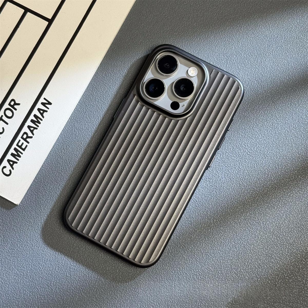 Corrugated Matte Electroplating Mobile Phone Case 4