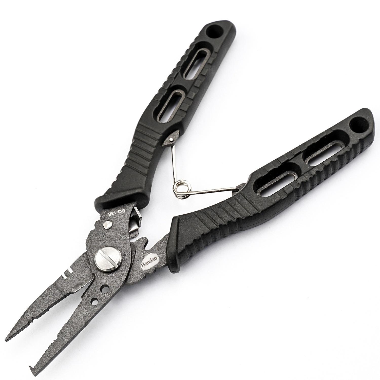 Multi functional fishing pliers hook tying pliers and fish