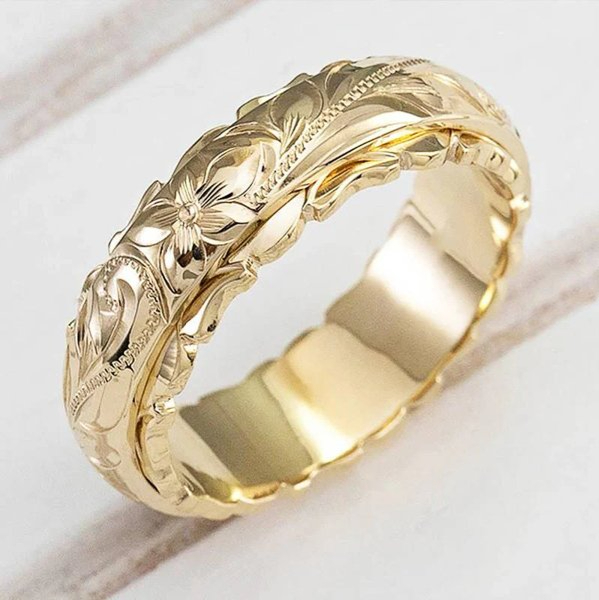 Yellow Gold Hawaiian Floral Engraved Band