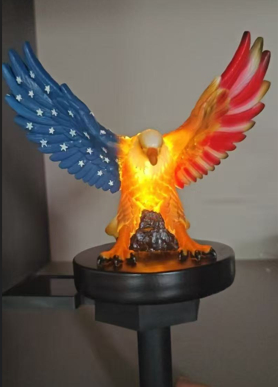 Solar American Flag Eagle Garden Resin Statue — foto 5