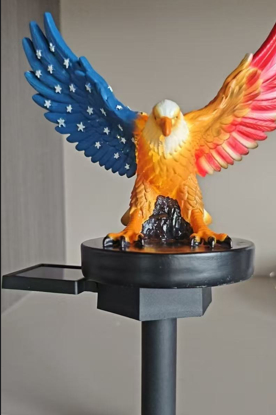 Solar American Flag Eagle Garden Resin Statue — foto 4