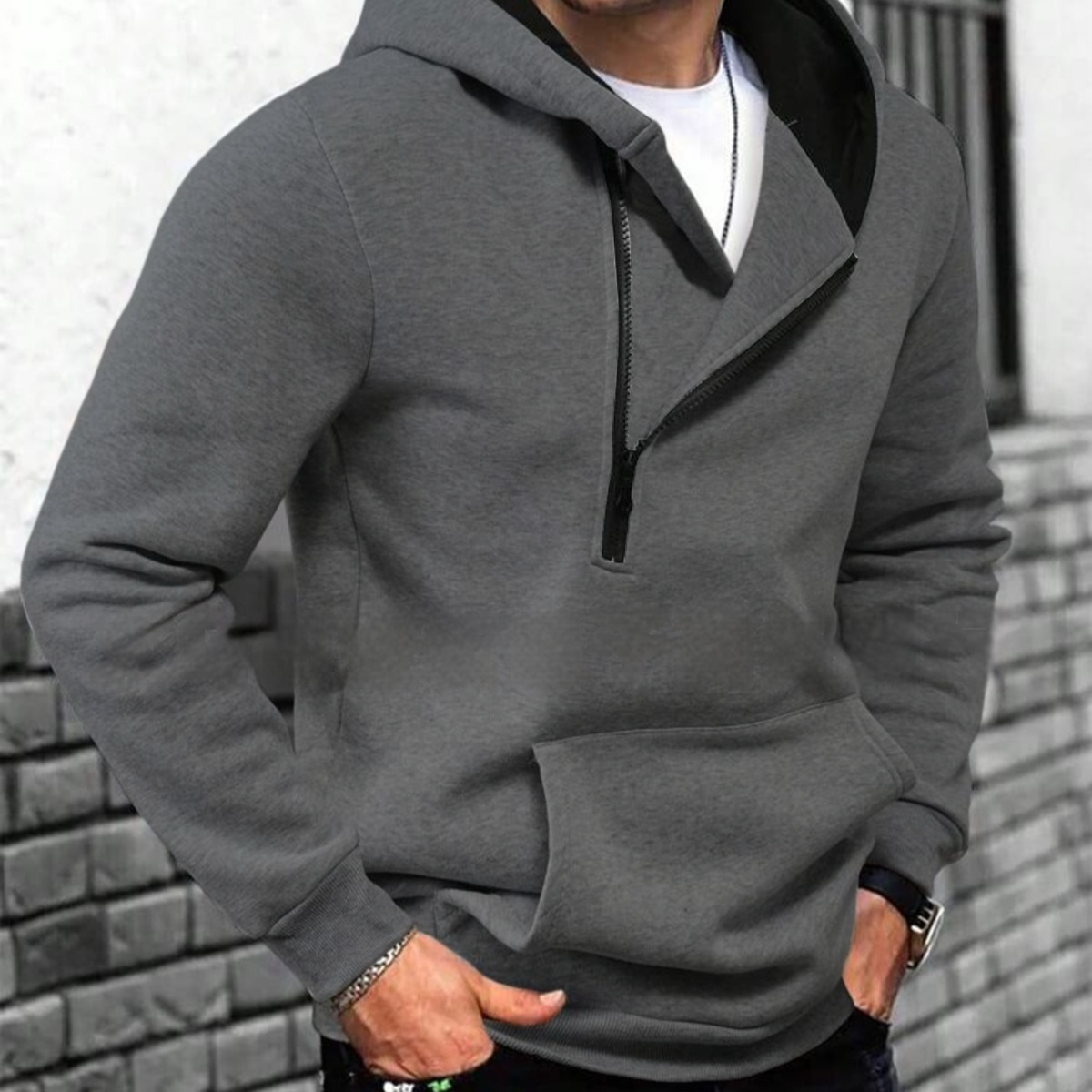 Color-block Hooded Sweatshirt For Men With A Half-zip