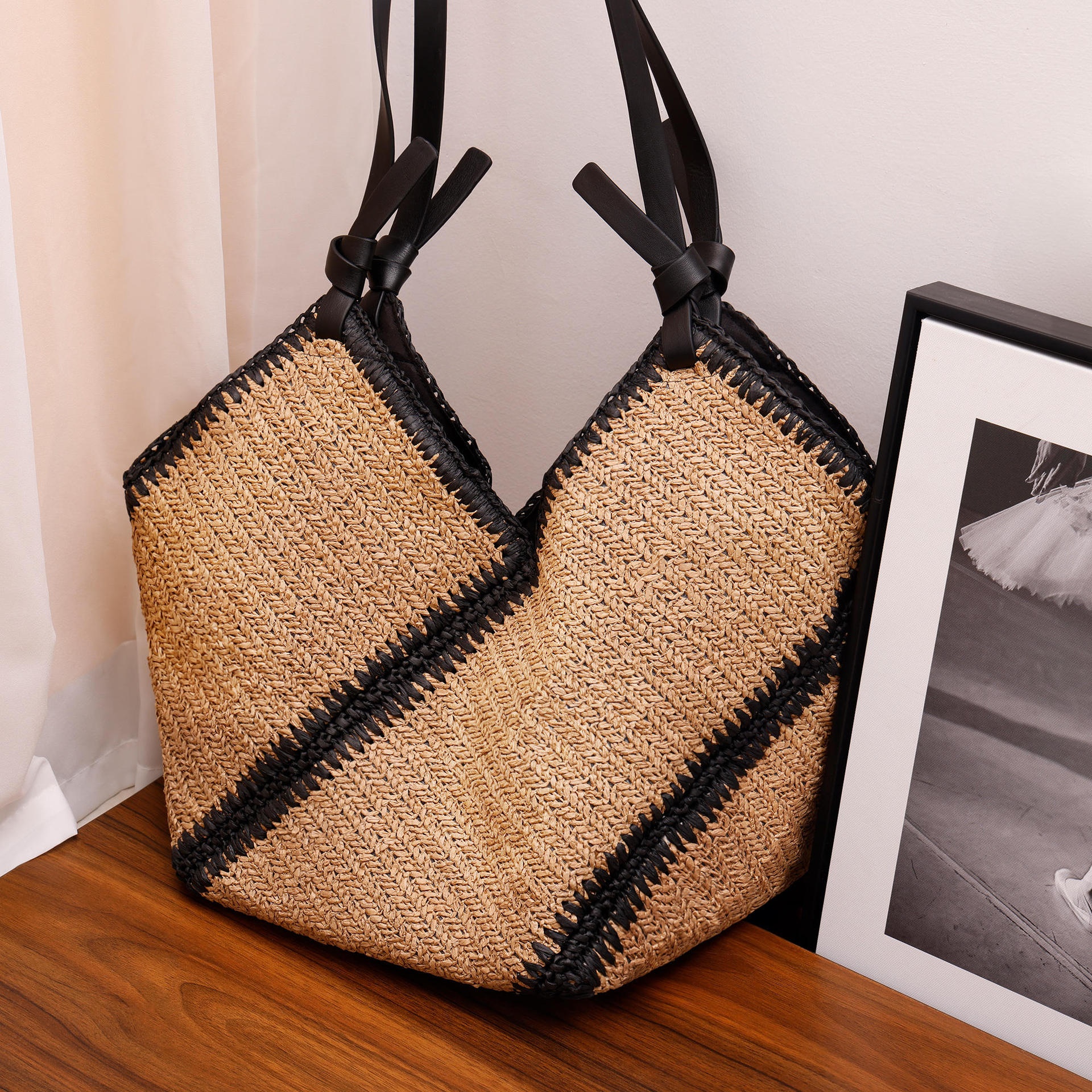 Striped Straw Versatile Handmade Woven Bag Large-capacity Shoulder Tote