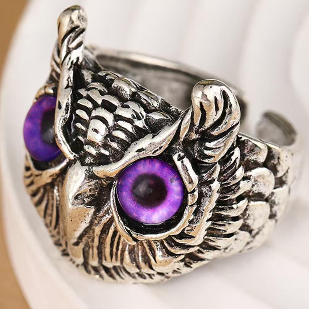 Exaggerated Niche-design Couple Rings As Sentimental Accessories