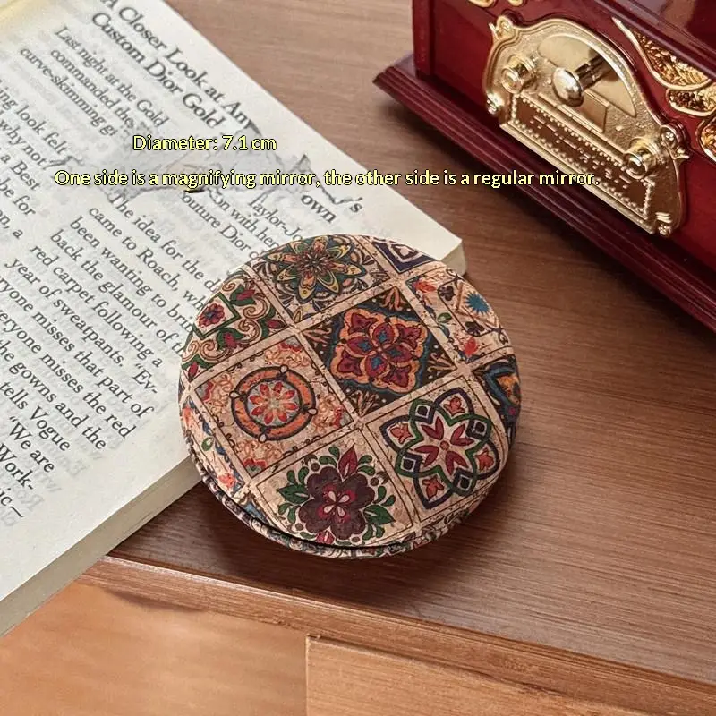 Retro-style Portable Compact Mirror
