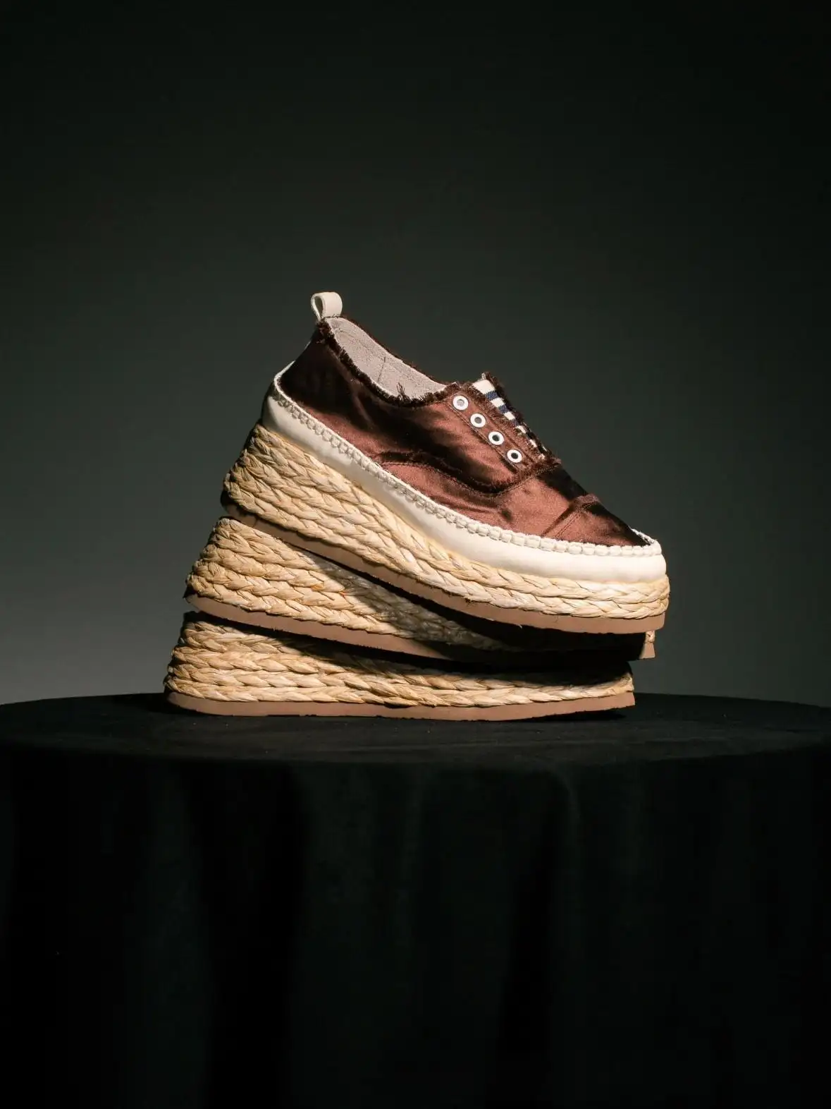 Height-increasing Thick-soled Deep-toe Pumps For Women
