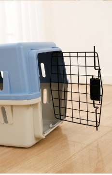 Small Dog And Cat Travel Carrier Breathable And Portable For Outings